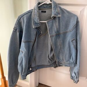 brandy melville cropped Light blue denim jacket